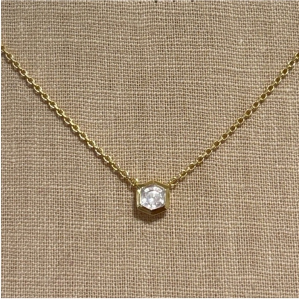 ✨SOLD✨ Kendra Scott Davie Necklace Rock Crystal 18K Gold Vermeil - Picture 3 of 11